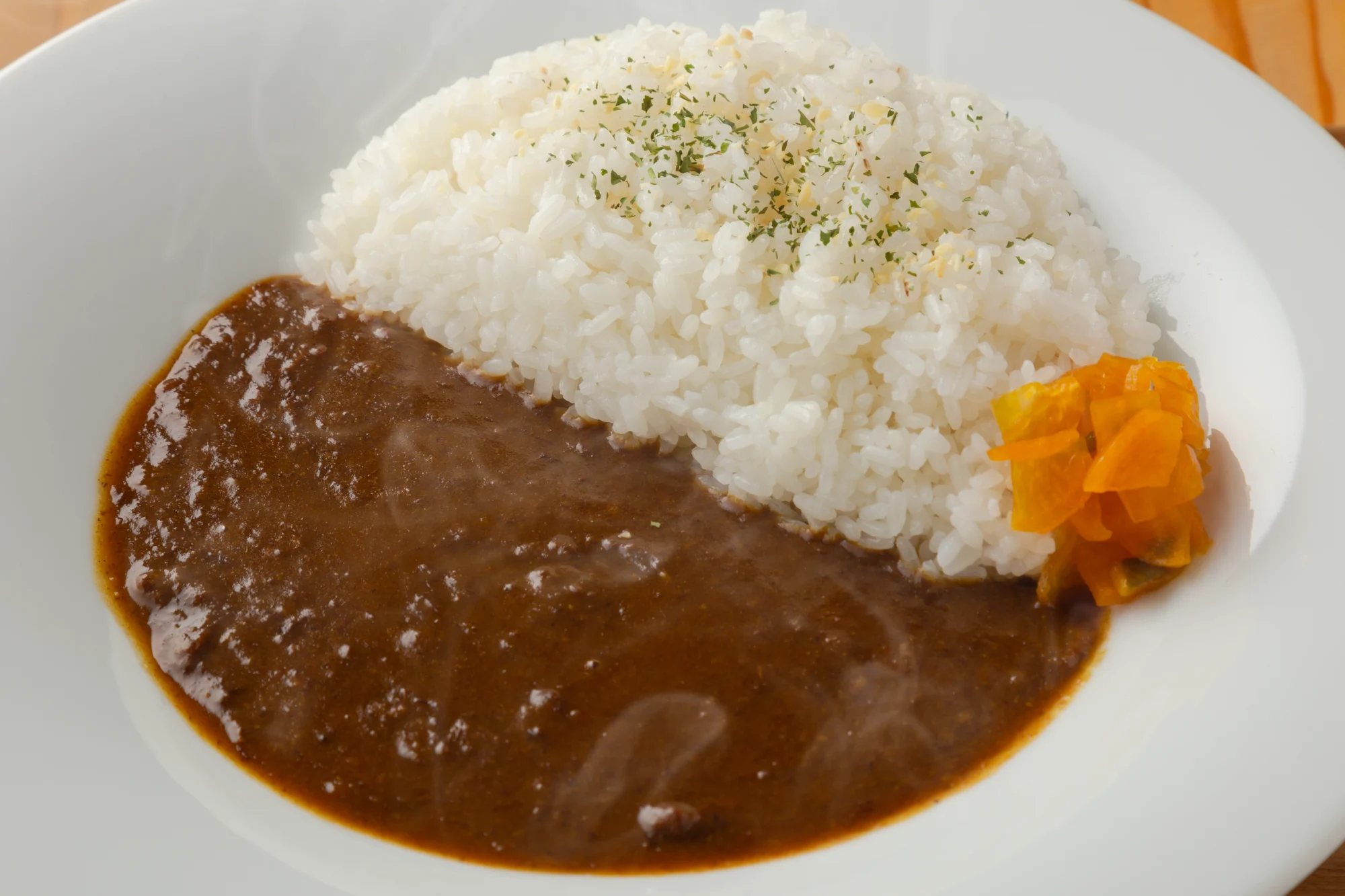 県産黒毛和牛とマンゴーの欧風スパイスカレー